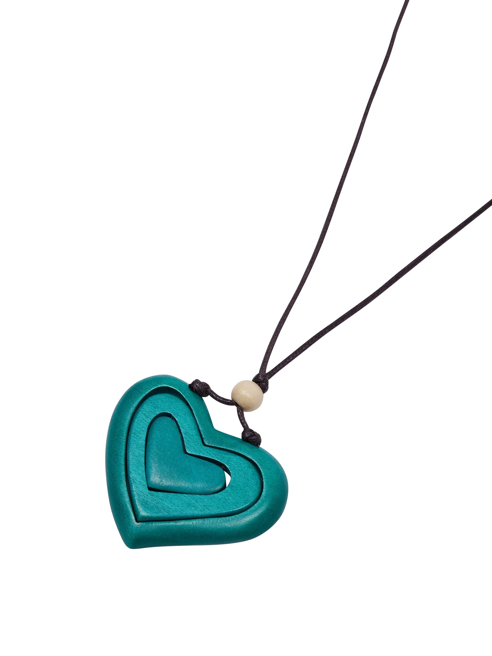 Queen Of Heart Wooden Necklace